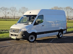 Mercedes-Benz Sprinter - 314 2.2 CDI L2H2 EURO VI-D RWD Mbux + Navi Automaat Trekhaak Camera 143Pk Euro6 1e Eigenaa