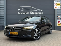 Volvo V60 - 2.0 T6 Plug-in hybrid AWD Plus Dark | R-Design | Pano