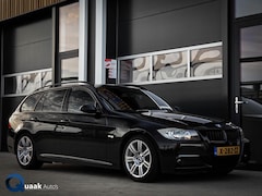 BMW 3-serie Touring - 320i High Executive