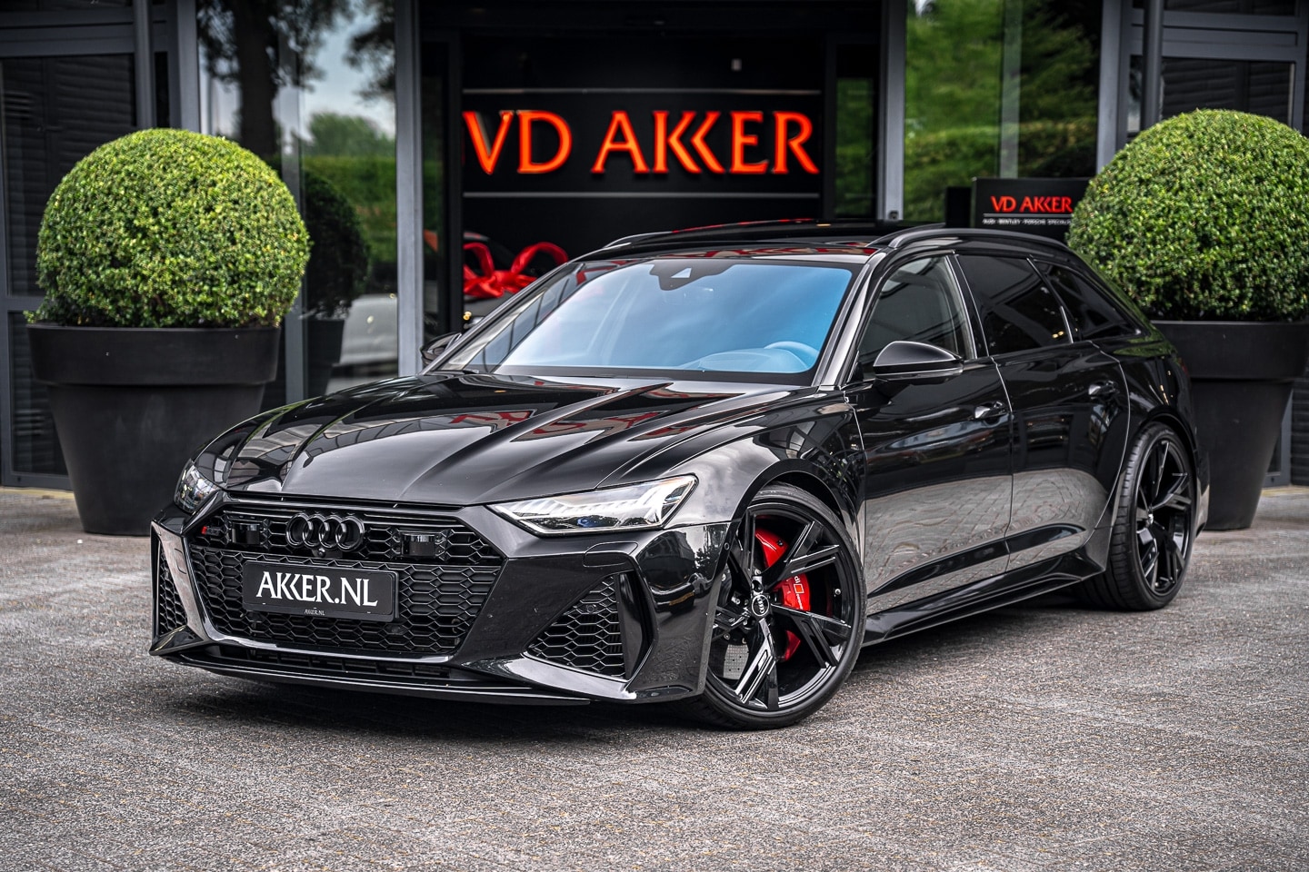 Audi RS6 - RS6 Dynamic Plus | 360° Camera | Design Pakket Rood | Head-up | DRC - AutoWereld.nl