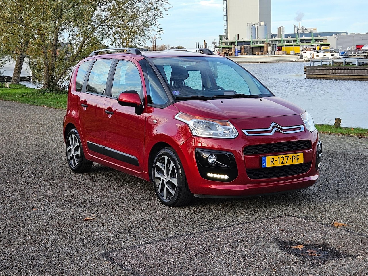 Citroën C3 Picasso - 1.4 VTi Tendance El. Ramen * Airco * Nieuwe APK - AutoWereld.nl
