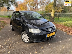 Volkswagen Fox - 1.2 Trendline 2010 | Zuinig en voordelig | RIJD SUPER
