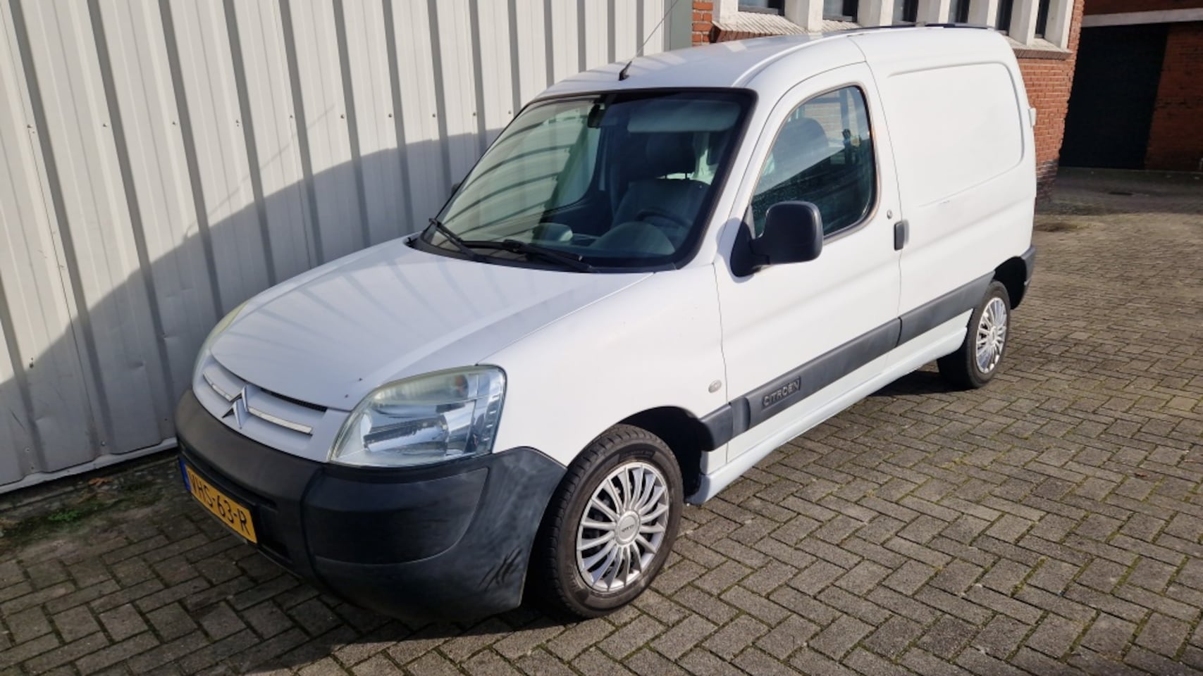 Citroën Berlingo - 1.4i Benzine/ 115dkm! APK 03-11-2026 - AutoWereld.nl