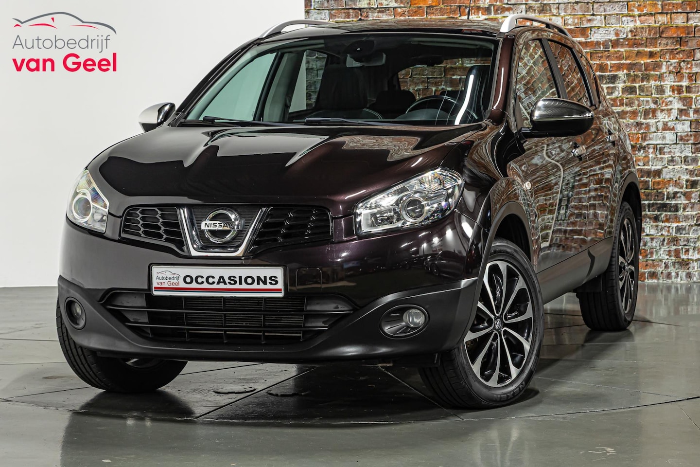 Nissan Qashqai - 2.0 Connect Edition I Trekhaak I Achteruitrij camera - AutoWereld.nl
