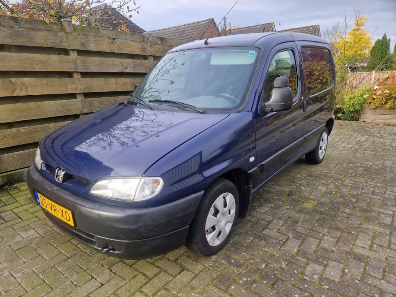Peugeot Partner - 1.4 133.500Km N.a.p.!! Goedkoop rijden! - AutoWereld.nl