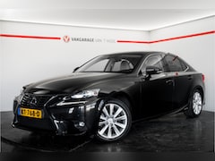 Lexus IS - 300h Business Line Pro