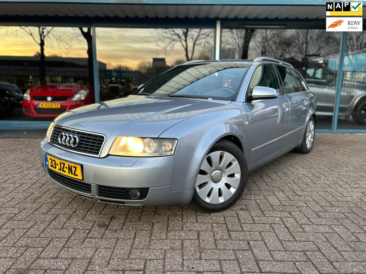 Audi A4 Avant - 3.0 Exclusive|Trekhaak|Nette auto! - AutoWereld.nl