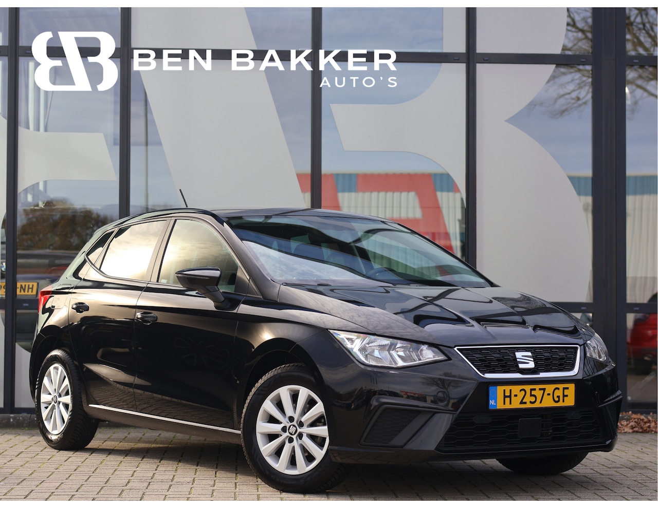 SEAT Ibiza - 1.0 TSI Style Business Intense | Carplay | Cam | Cruise | Clima | - AutoWereld.nl