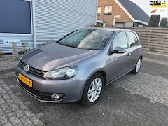 Volkswagen Golf - 1.2 TSI Highline BlueMotion NAV.+ Clima Bj:2010 NAP