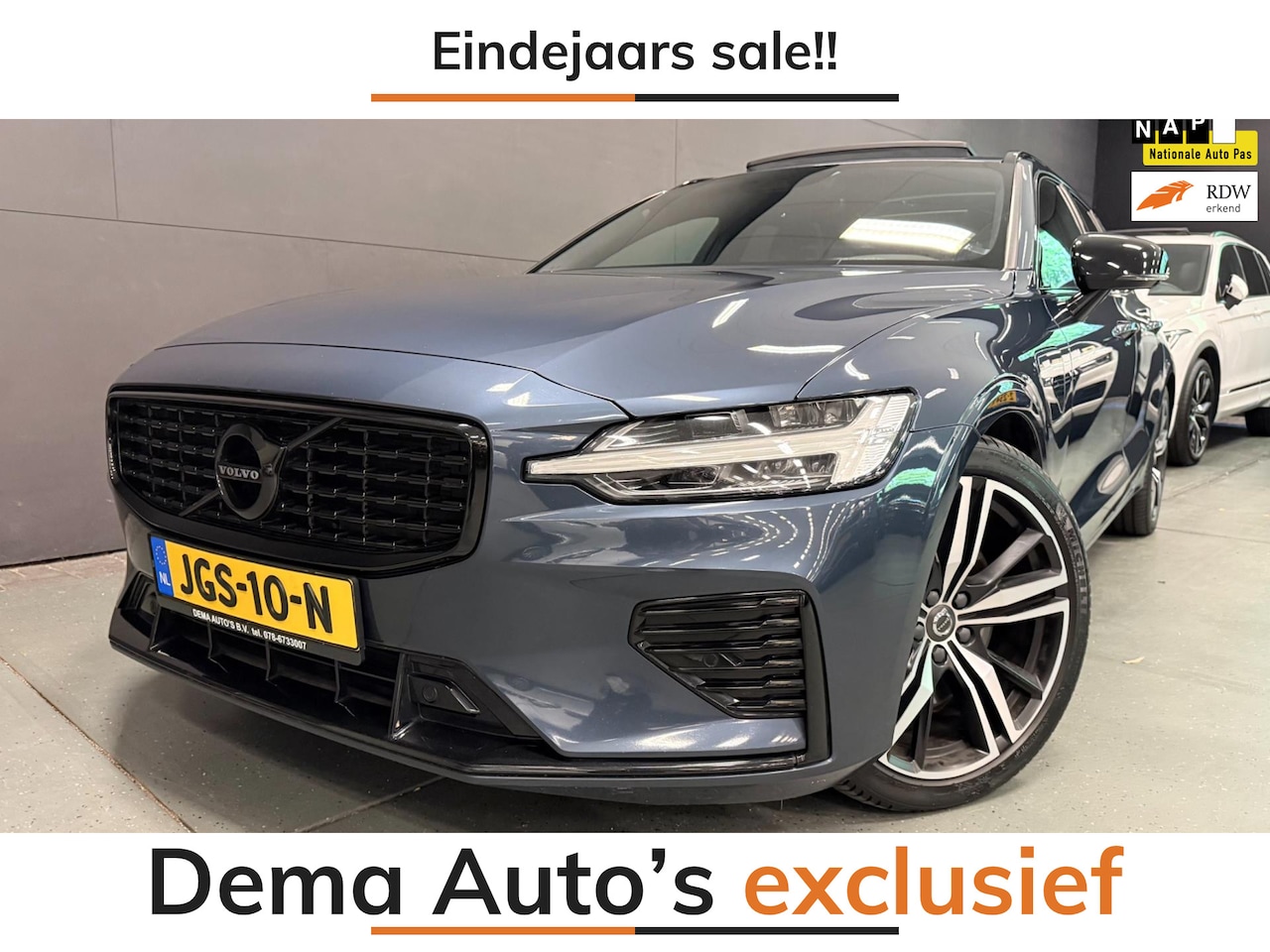 Volvo V60 - 2.0 T8 Twin Engine AWD R-Design PANO/DAB/H-KARDON/M-STOELEN/LEDER/// - AutoWereld.nl