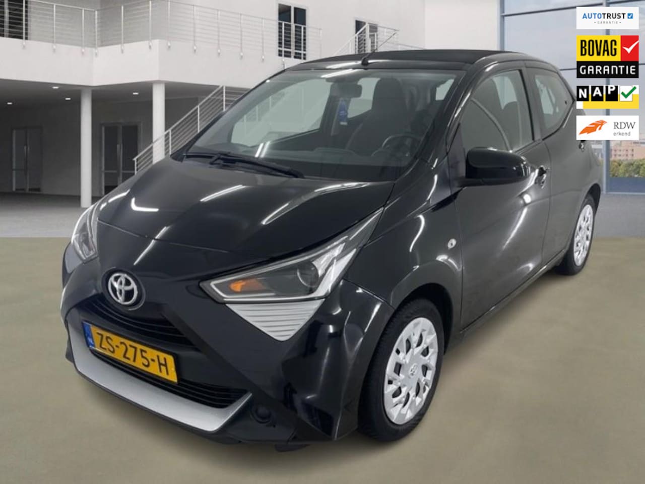 Toyota Aygo - 1.0 VVT-i X-play Cabrio-TOP +NAP NL-auto - AutoWereld.nl
