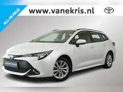 Toyota Corolla - Hybrid 140 Dynamic, Parkeersensoren , Stuur en stoelverwarming, Camera, Sensoren, Apple Ca