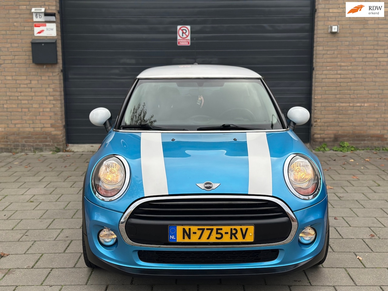 MINI One - Mini 1.2 Chili Business Keyless Apk Airco PDC Navi Lm velgen - AutoWereld.nl