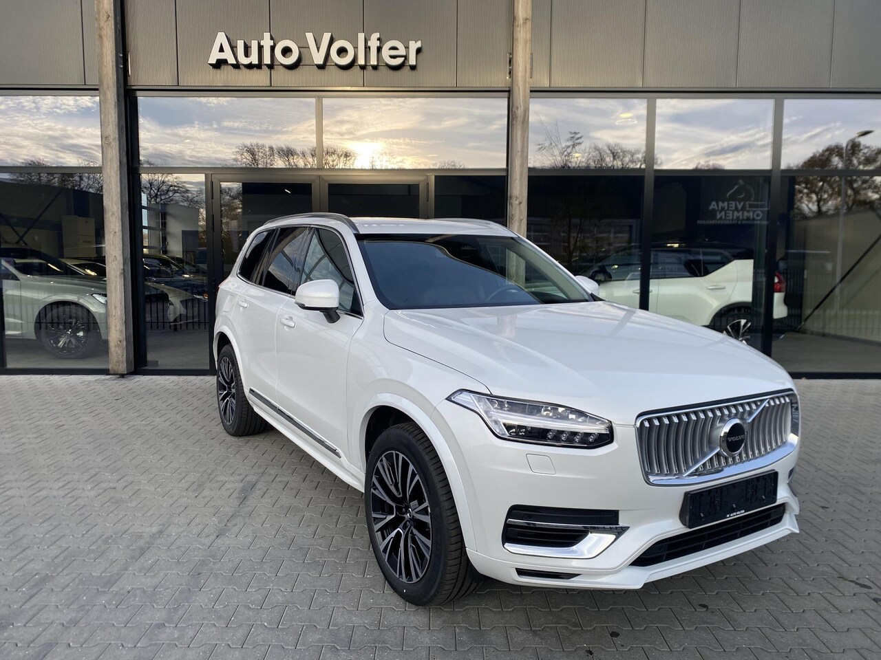 Volvo XC90 - 2.0 T8 Plug-in hybrid AWD Plus Bright ACC|H&K|7p|Memory|LED|BLIS - AutoWereld.nl