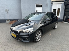 BMW 2-serie Active Tourer - 220i | AUTOMAAT | NAVI | HEAD UP | KEYLESS |