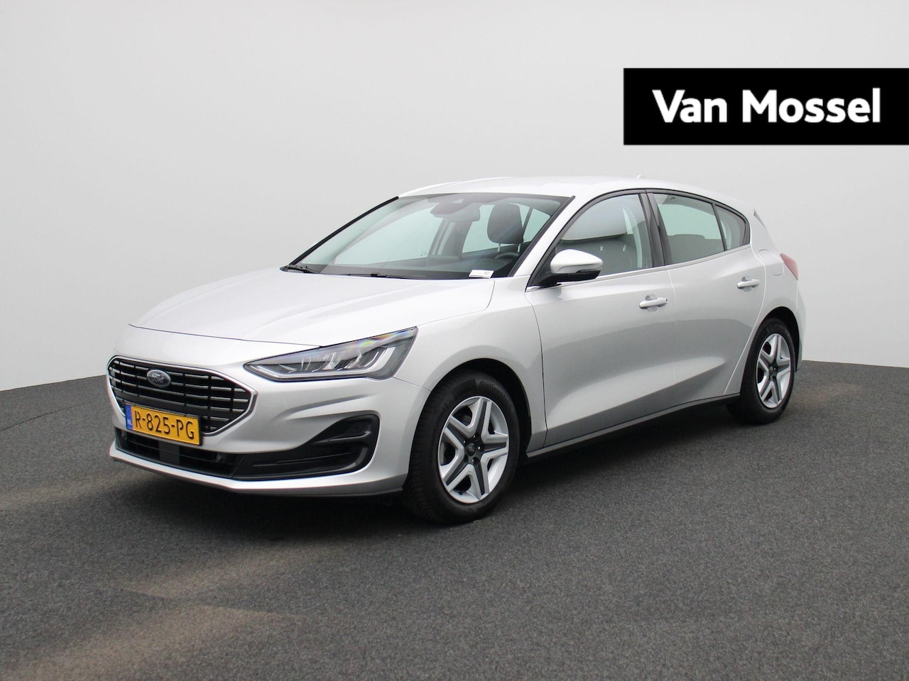 Ford Focus - 1.0 EcoBoost Hybrid Titanium Style | NAVIGATIE | PARKEERSENSOREN | LED - AutoWereld.nl