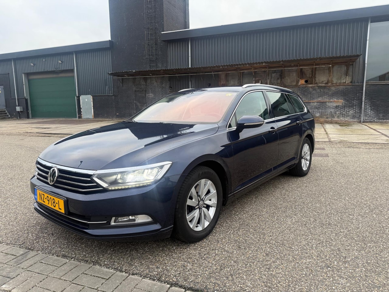 Volkswagen Passat Variant - 1.6 TDI Comfortline Business 1.6 TDI Comfortline Business - AutoWereld.nl