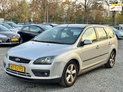 Ford Focus Wagon - 1.6-16V Futura