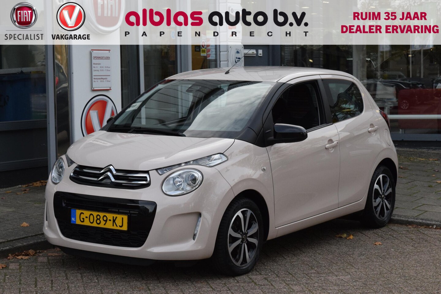 Citroën C1 - 1.0 VTi Shine|Carplay|Camera|Als nw|Dealero.h. - AutoWereld.nl
