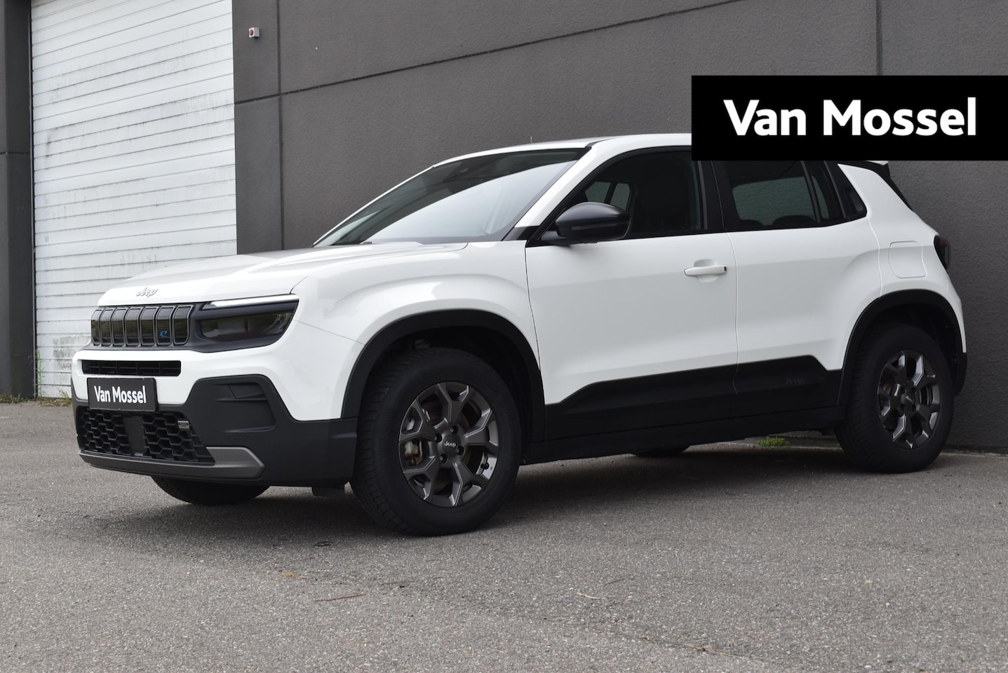 Jeep Avenger - Longitude 54 kWh | Navi | LMV | Cruise | Apple CarPlay/Android Auto | PDC - AutoWereld.nl