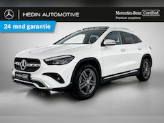 Mercedes-Benz GLA-Klasse - GLA 250e Automaat Luxury Line | Advanced Plus Pakket | Winterpakket | Panoramadak | Sfeerv