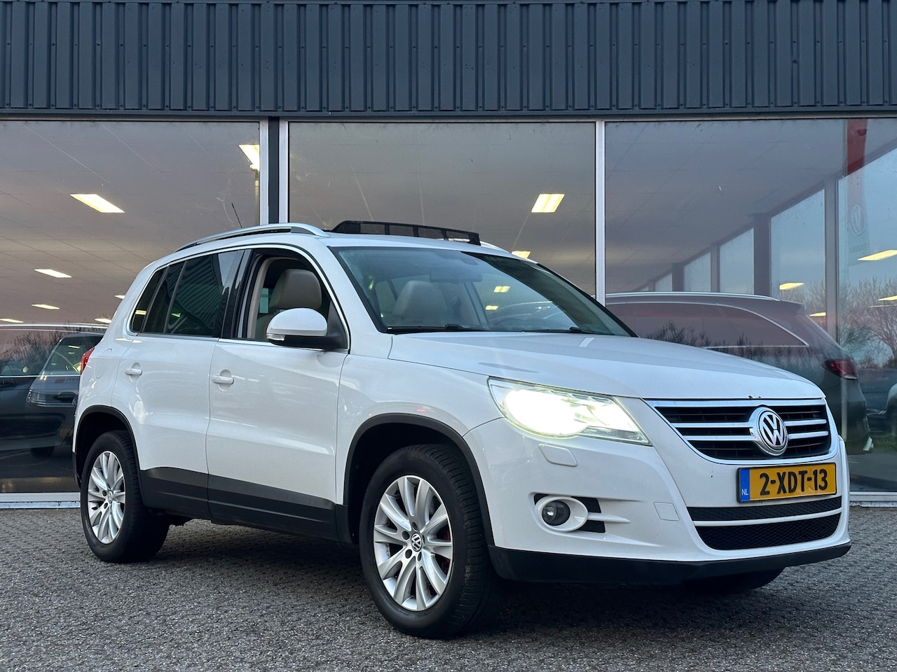 Volkswagen Tiguan - 2.0 TSI Sport&Style 4Motion - AutoWereld.nl