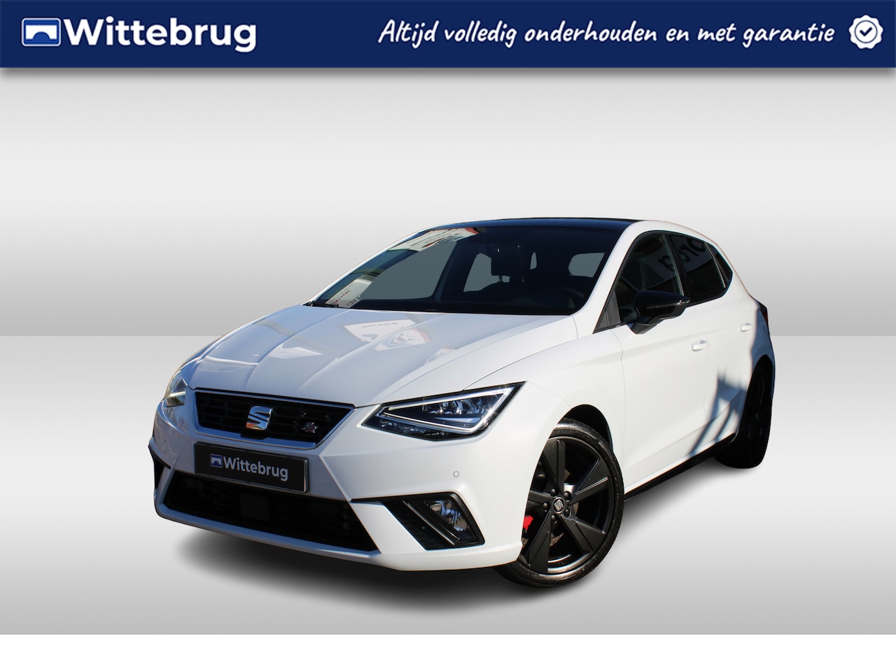 SEAT Ibiza - 1.0 TSI 110pk FR Black Edition / Panorama Dak / Navigatie / Full LED / Parkeersensoren / C - AutoWereld.nl