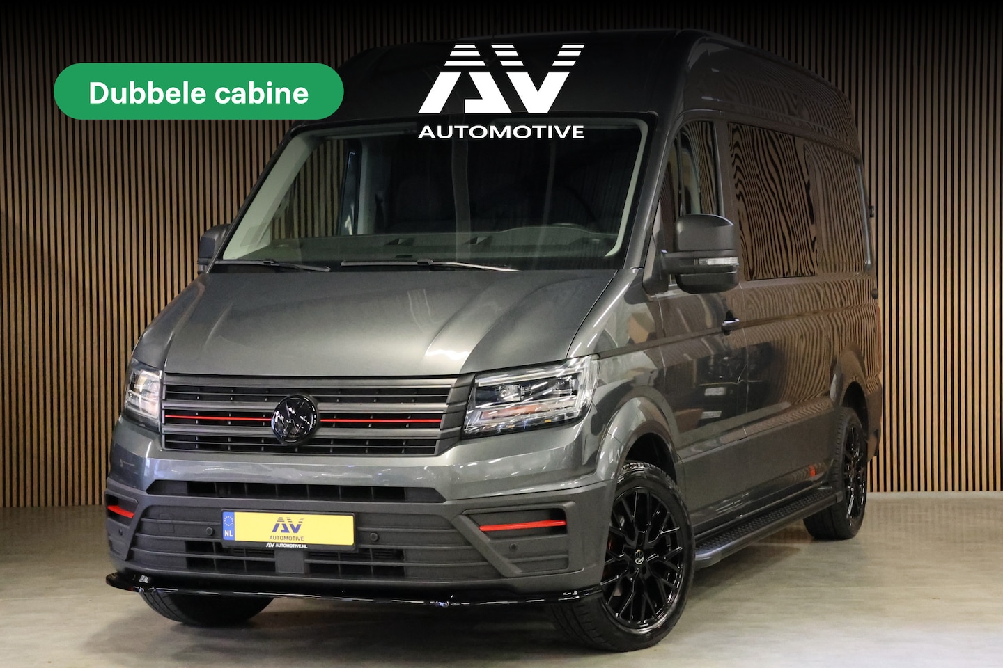 Volkswagen Crafter - 2.0 TDI 177 PK L3H3 DC | VW Garantie tot 2029 | 7-Zitter | Bi-Xenon | Camera | CarPlay | S - AutoWereld.nl