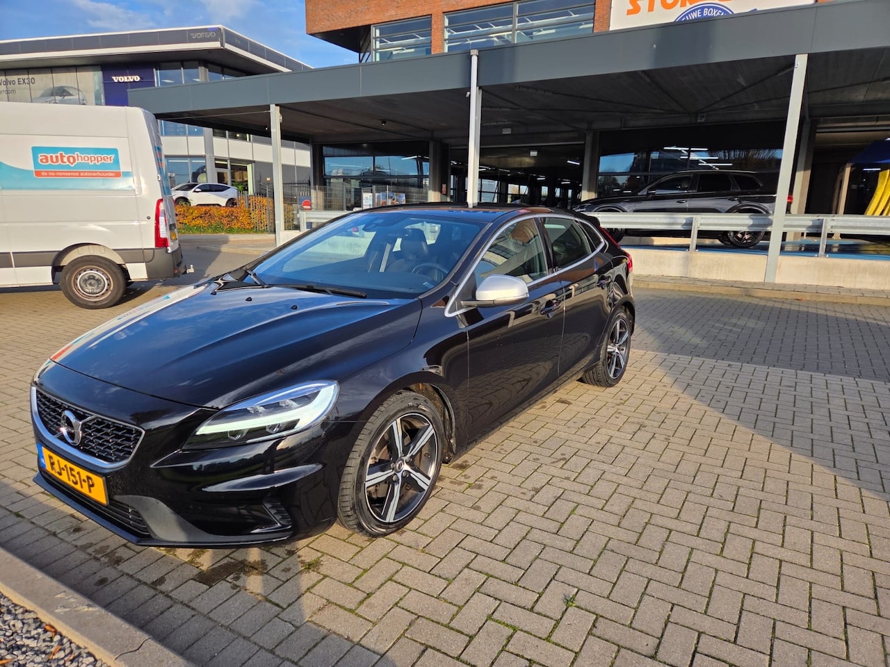 Volvo V40 - 2.0 T4 R-Design - AutoWereld.nl