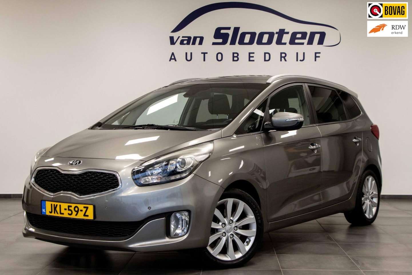 Kia Carens - 1.6 GDi DynamicLine |7 persoons | Navi | Clima | LichtMetalenVelgen - AutoWereld.nl