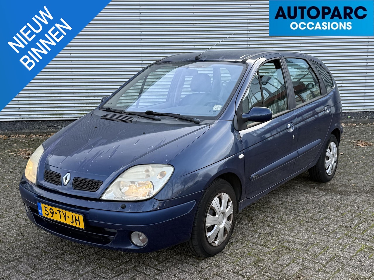 Renault Scénic - 2.0-16V Privilège 2.0-16V Privilège , AUTOMAAT, AIRCO, NIET MOOI, RIJDT EN SCHAKELT GOED, DISTRIBUTIE BIJ 21 - AutoWereld.nl