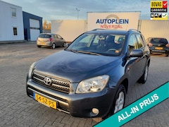 Toyota RAV4 - 2.0 VVTi Linea Sol luxe Youngtimer met stoer reservewiel achterop