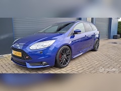 Ford Focus Wagon - 2.0 EcoBoost ST-2, Camera, stoelverw