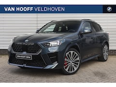 BMW X2 - sDrive20i High Executive M Sport Automaat / Panoramadak / M Sportstoelen / Adaptieve LED /