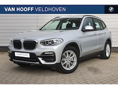 BMW X3 - xDrive20i Automaat / Panoramadak / Trekhaak / Sportstoelen / LED / Airconditioning / PDC