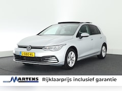 Volkswagen Golf - 1.5 TSI Comfortline Trekhaak Panoramadak Navigatie Stoelverwarming