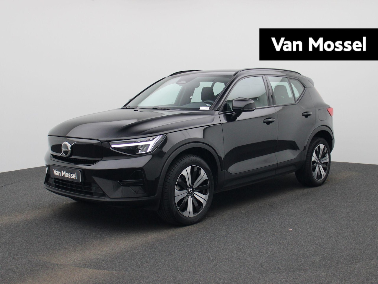 Volvo XC40 - Recharge Core | NAVIGATIE | APPLE CARPLAY | ACHTERUITRIJCAMERA | CRUISE CONTROL | CLIMATE - AutoWereld.nl
