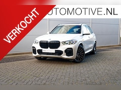 BMW X5 - xDrive45e M-Sport Bowers & Wilkens, Panoramadak, 22" LM, HUD, Trekhaak, enz