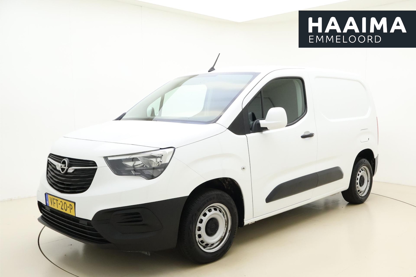Opel Combo - 1.5D L1H1 Edition 75pk | Trekhaak | Airco | Cruise Control | Weinig Kilometers | Financial - AutoWereld.nl