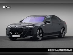 BMW 7-serie - M760e xDrive | Iconic Glow nierengrille | Stoelventilatie | Driving Assistant Professional