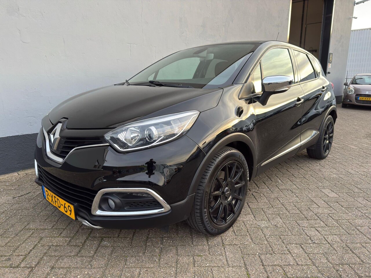 Renault Captur - 1.2 TCe Dynamique Automaat - Navigatie - AutoWereld.nl