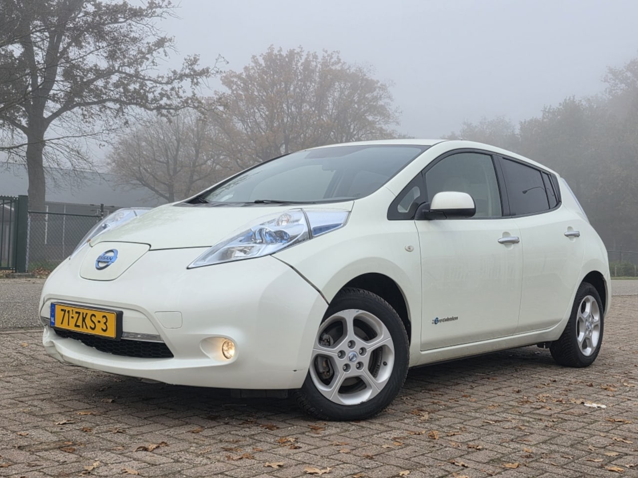 Nissan LEAF - Base 24 kWh - AutoWereld.nl