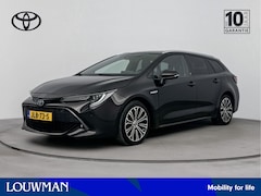 Toyota Corolla Touring Sports - 2.0 Hybrid Dynamic Limited | Stoelverwarming | Stuurwielverwarming | Trekhaak | Parkeersen