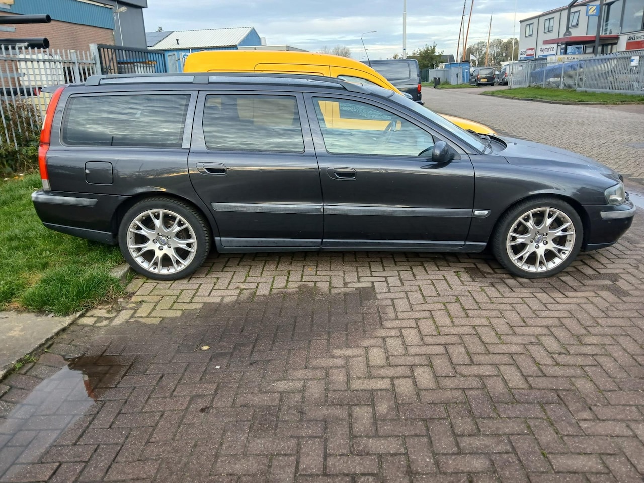 Volvo V70 - 2.4 T Comfort Line 2.4 T Comfort Line - AutoWereld.nl