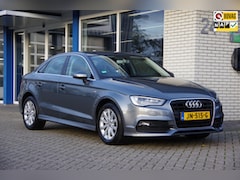 Audi A3 Limousine - 1.6 TDI S-Line Navigatie Parkeersensoren LED/Xenon