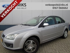 Ford Focus - 1.6 100pk 4Deurs Ghia / APK Gekeurd tot 23-09-2026
