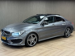 Mercedes-Benz CLA-Klasse - CLA180 AMG PANORAMADAK NAVI CRUISE CONTROL STOELVERWARMING AIRCO DODEHOEKSBEWAKING