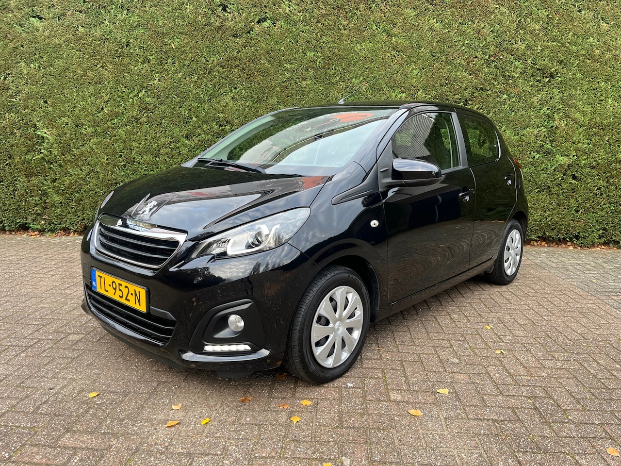 Peugeot 108 - 1.0 e-VTi Active 1.0 e-VTi Active, Airco, Led, 5-drs, 40.000 km NAP ! - AutoWereld.nl