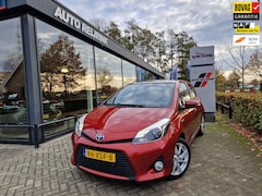 Toyota Yaris - 1.5 Full Hybrid Dynamic/PANORAMADAK/LEDER/LMV/CAMERA/CRUISE