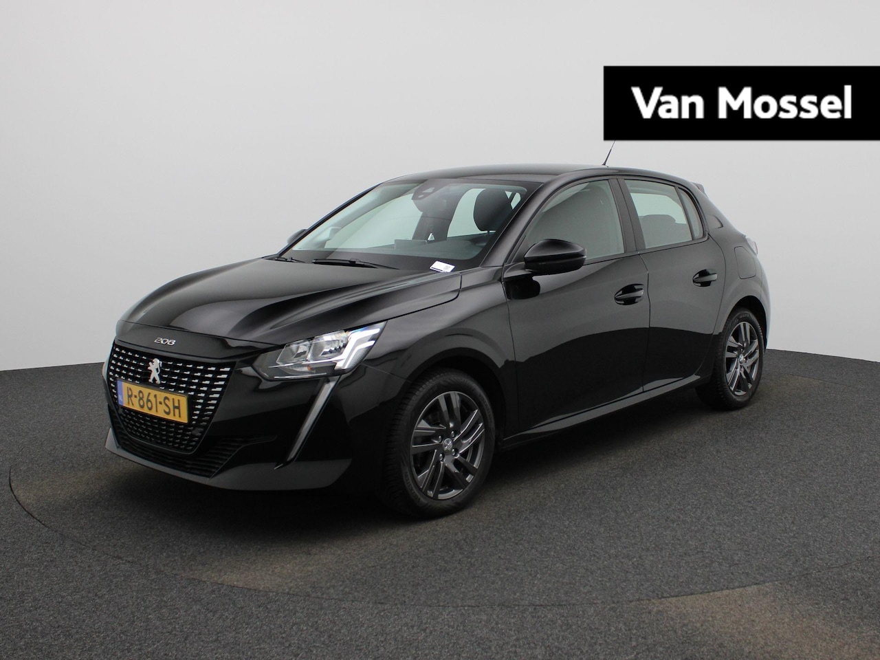 Peugeot 208 - 1.2 PureTech Active Pack | Navigatie | Apple Carplay/Android Auto | Parkeersensoren - AutoWereld.nl